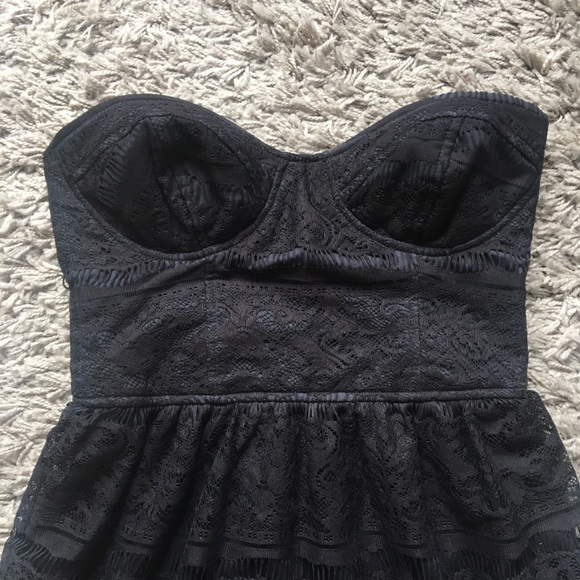 Zara lace strapless dress size small - Picture 3 of 7